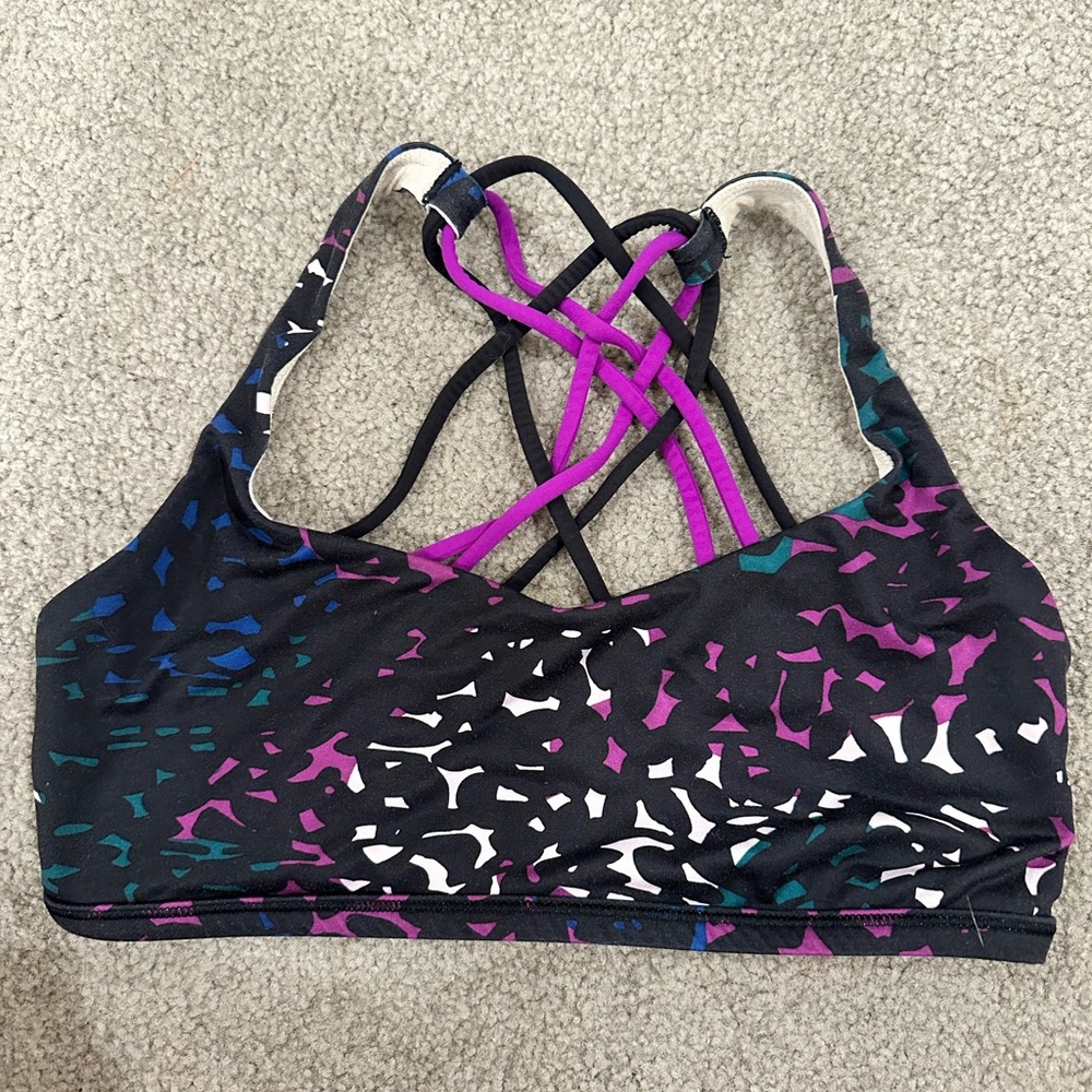 Lululemon Sports Bra Size 6